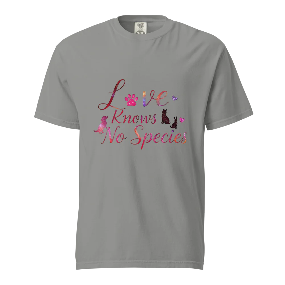 El amor no conoce especies – Amor a las mascotas | Camiseta unisex de tejido grueso | 100 % algodón