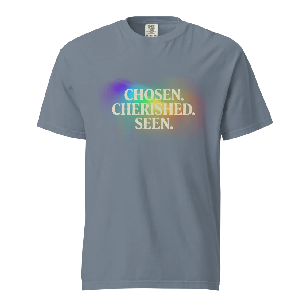 Elegida. Apreciada. Vista | Camiseta unisex de tejido grueso | 100 % algodón
