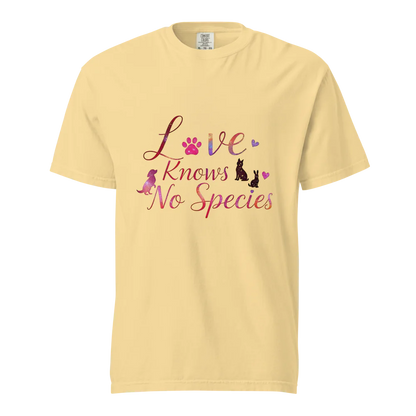 El amor no conoce especies – Amor a las mascotas | Camiseta unisex de tejido grueso | 100 % algodón