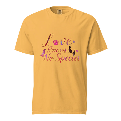 El amor no conoce especies – Amor a las mascotas | Camiseta unisex de tejido grueso | 100 % algodón