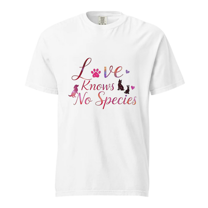 El amor no conoce especies – Amor a las mascotas | Camiseta unisex de tejido grueso | 100 % algodón