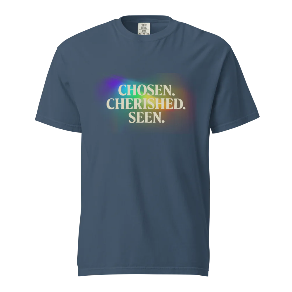 Elegida. Apreciada. Vista | Camiseta unisex de tejido grueso | 100 % algodón