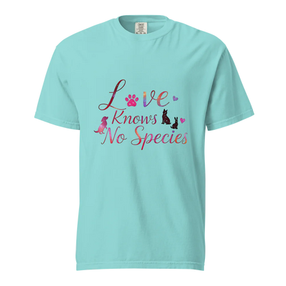 El amor no conoce especies – Amor a las mascotas | Camiseta unisex de tejido grueso | 100 % algodón
