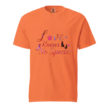 El amor no conoce especies – Amor a las mascotas | Camiseta unisex de tejido grueso | 100 % algodón