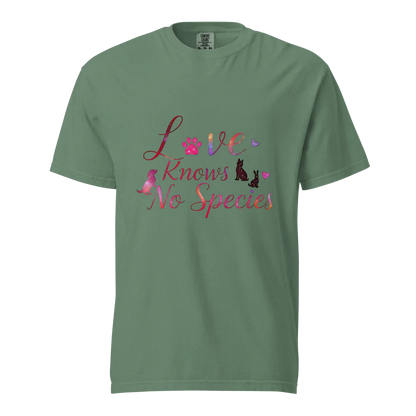 El amor no conoce especies – Amor a las mascotas | Camiseta unisex de tejido grueso | 100 % algodón