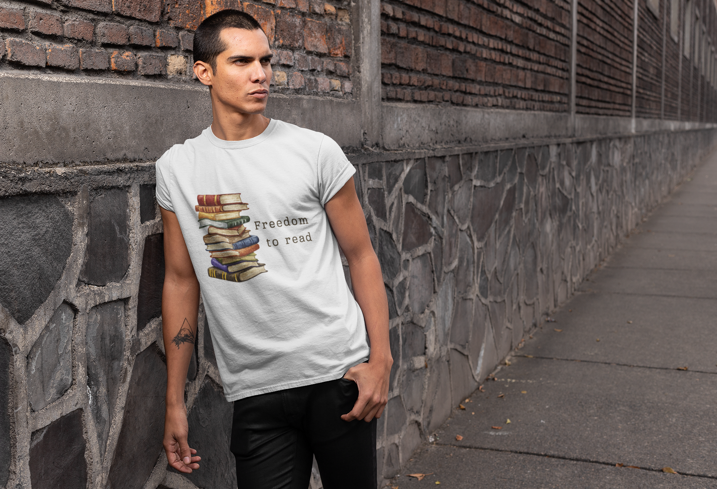 Freedom To Read | Unisex Organic Cotton T-Shirt